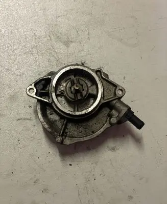 Audi A6 S6 C6 4F Vacuum pump 057145100AC