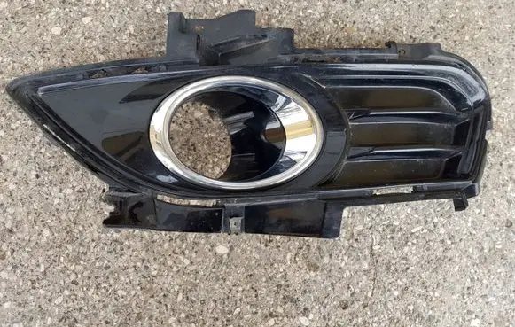 Ford Mondeo MK V Front bumper lower grill