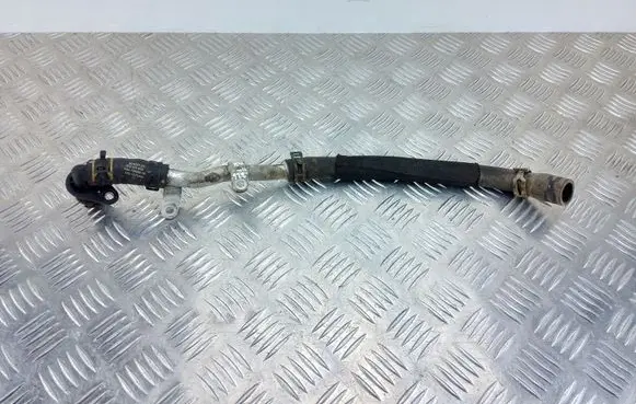 Audi A8 S8 D4 4H Engine coolant pipe/hose 059121512