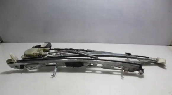 Renault Megane II Front window lifting mechanism without motor 400716D