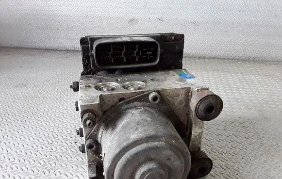 Mazda 6 ABS Pump 2059152 4370722