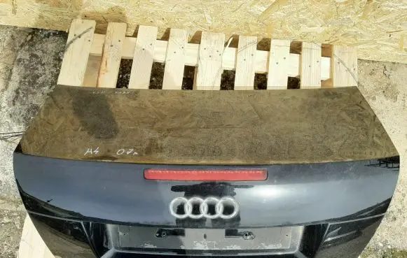 Audi A4 S4 B7 8E 8H Tailgate/trunk/boot lid 8H0035225S 8H0035225R