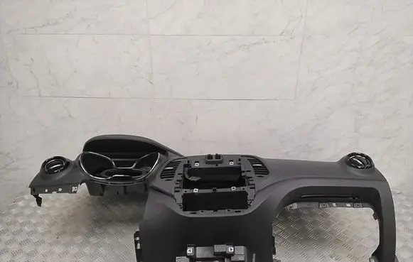 Renault Captur Dashboard 682006438R