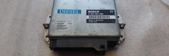 BMW 5 E34 Engine control unit/module 0281001080 2242213