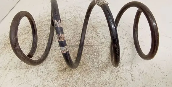BMW 5 E39 Front coil spring