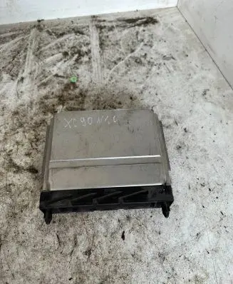 Volvo V70 Engine control unit/module 30637733A 0281011078
