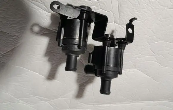 Audi A4 S4 B9 Electric auxiliary coolant/water pump 06H121601N