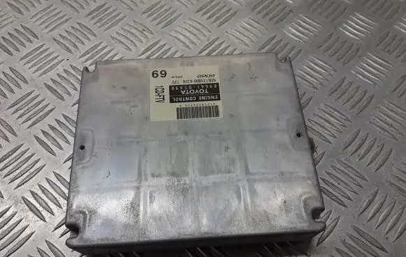 Toyota Avensis T250 Engine control unit/module ECU 89661-05690