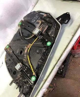 Mercedes-Benz GLC X253 C253 Front door window regulator with motor A0997601500