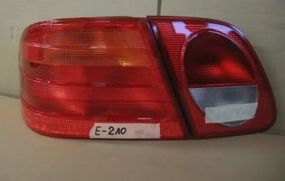 Mercedes-Benz E W210 Rear/tail lights set 
