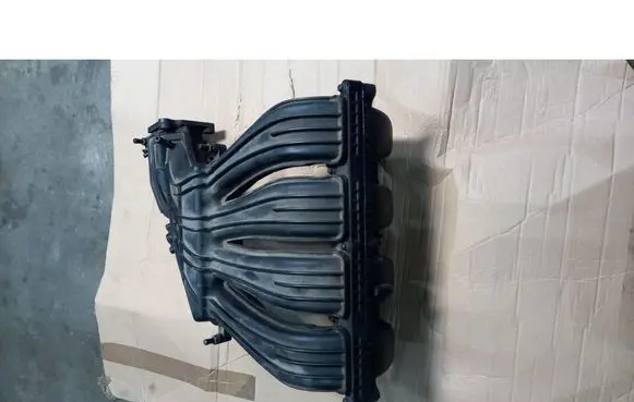 Chevrolet PT Cruiser Intake manifold