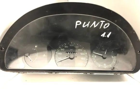 Fiat Punto (176) Speedometer (instrument cluster) 6060000160a 17622940
