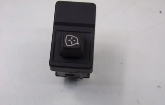 Wing mirror switch
