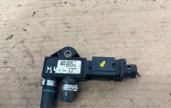 Peugeot 3008 I Exhaust gas pressure sensor 21DPS10002 24355906 9662143180