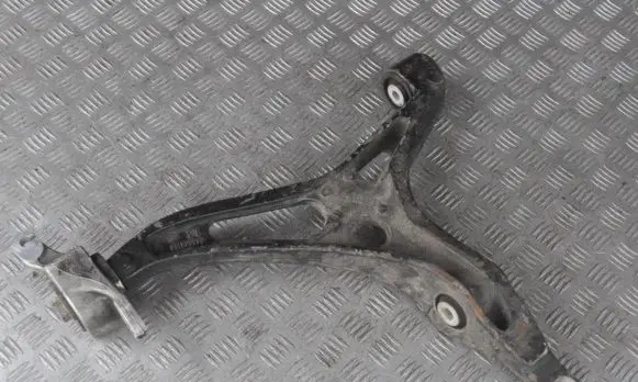 Mercedes-Benz R W251 Front lower control arm/wishbone 060008106