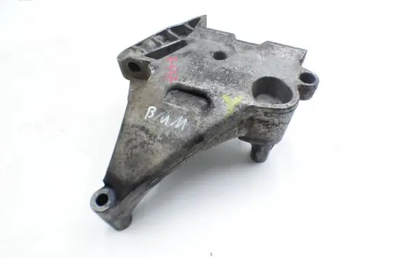 Audi A3 S3 8P Engine mounting bracket 03G199207G 550KTS111