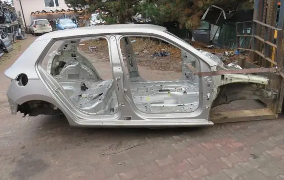 Skoda Fabia Mk3 (NJ) Side car body part 