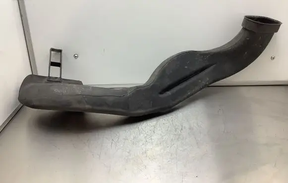 Opel Astra J Air intake duct part 315875880