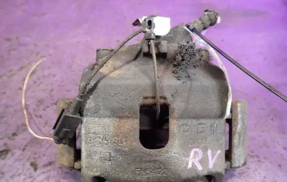 Fiat Punto (199) Front brake caliper
