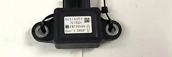 Mitsubishi Pajero ESP (stability system) control unit 8651A059ESP
