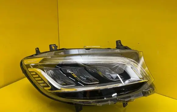 Mercedes-Benz Sprinter W907 W910 Headlight/headlamp A9109067200