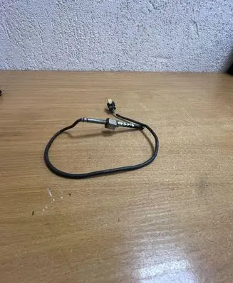 Mercedes-Benz E C207 W207 Exhaust gas temperature sensor A0071536728 F5356