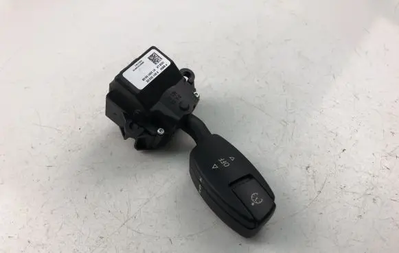 BMW 5 E60 E61 Indicator stalk 6951352