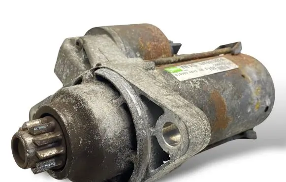 Seat Ibiza IV (6J,6P) Starter motor 02T911023S