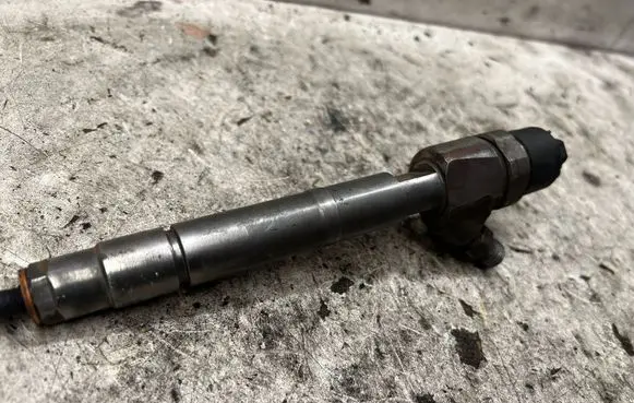 Mercedes-Benz S W220 Fuel injector 0986435061