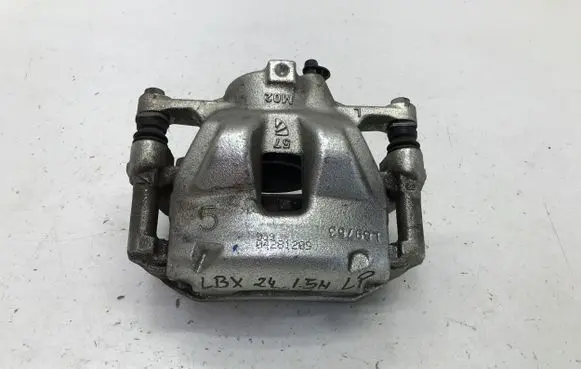 Lexus LBX Front brake caliper L84613