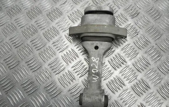Hyundai ix20 Engine mount bracket 219621P100