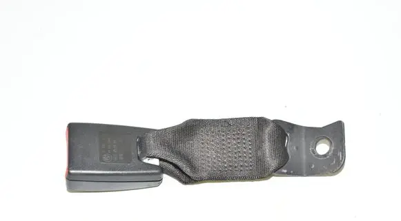 BMW 1 E82 E88 Rear seatbelt buckle 9117261