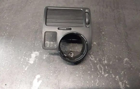Volkswagen Bora Dashboard side air vent grill/cover trim 1J1819703D
