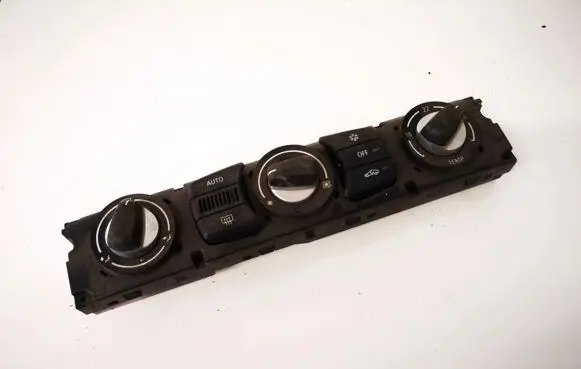 BMW 5 E60 E61 Climate control unit 11419110