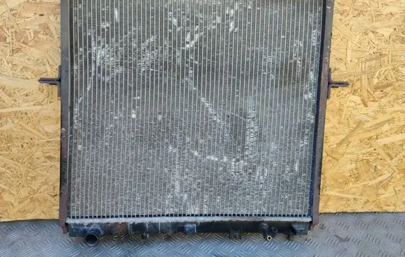 KIA Sorento Coolant radiator 3G03A