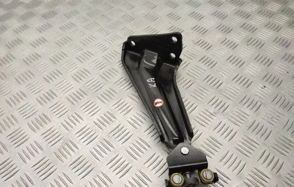Peugeot Rifter Sliding door lower roller guide/hinge 9816965980
