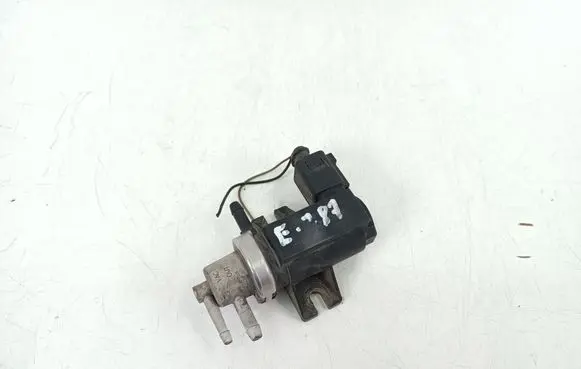 Volkswagen II LT Turbo solenoid valve 1J0906627