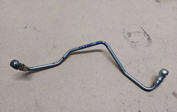 Peugeot 3008 I Turbo turbocharger oiling pipe/hose 