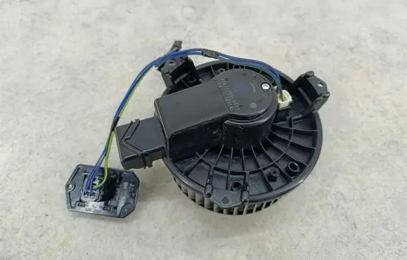 Dodge Caliber Heater fan/blower AY2727005011