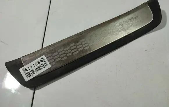 Honda FR-V Rear sill trim cover 84262SJD0030