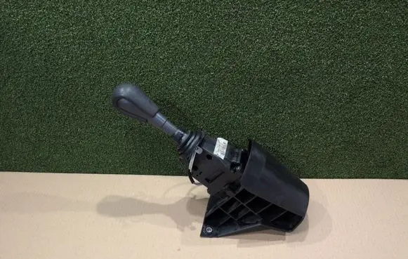 Renault Master III Gear shifter/selector 8200915410