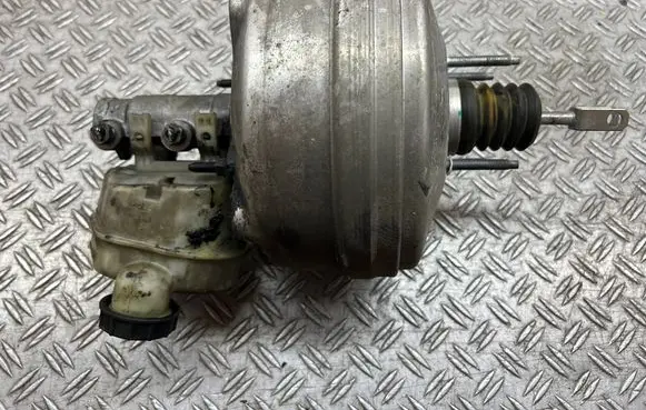 Ford Mustang VI Brake booster FR3C2B195FH