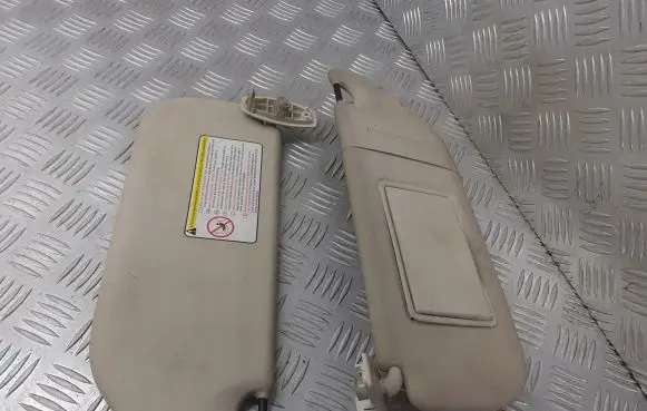 Citroen C4 I Sun visor