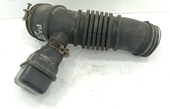 Mitsubishi Pajero Pinin Air intake hose/pipe MR539023