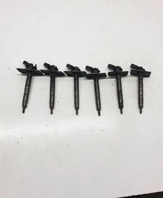 Fuel injectors set
