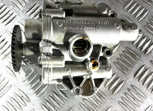 Volkswagen e-Golf Oil pump 04E115109S 04E115109