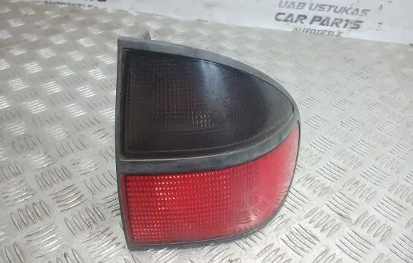 Renault Laguna I Rear/tail lights