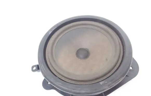 Audi A3 S3 A3 Sportback 8P Front door speaker 8P0035411