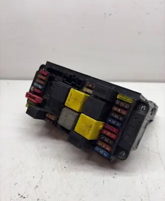 Mercedes-Benz C W203 Fuse box set 5DK00797330 9025459401 0025459401