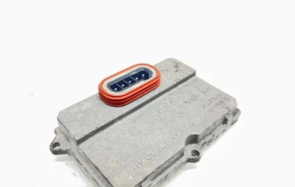 Mercedes-Benz R W251 Headlight ballast module Xenon 5DV00829000